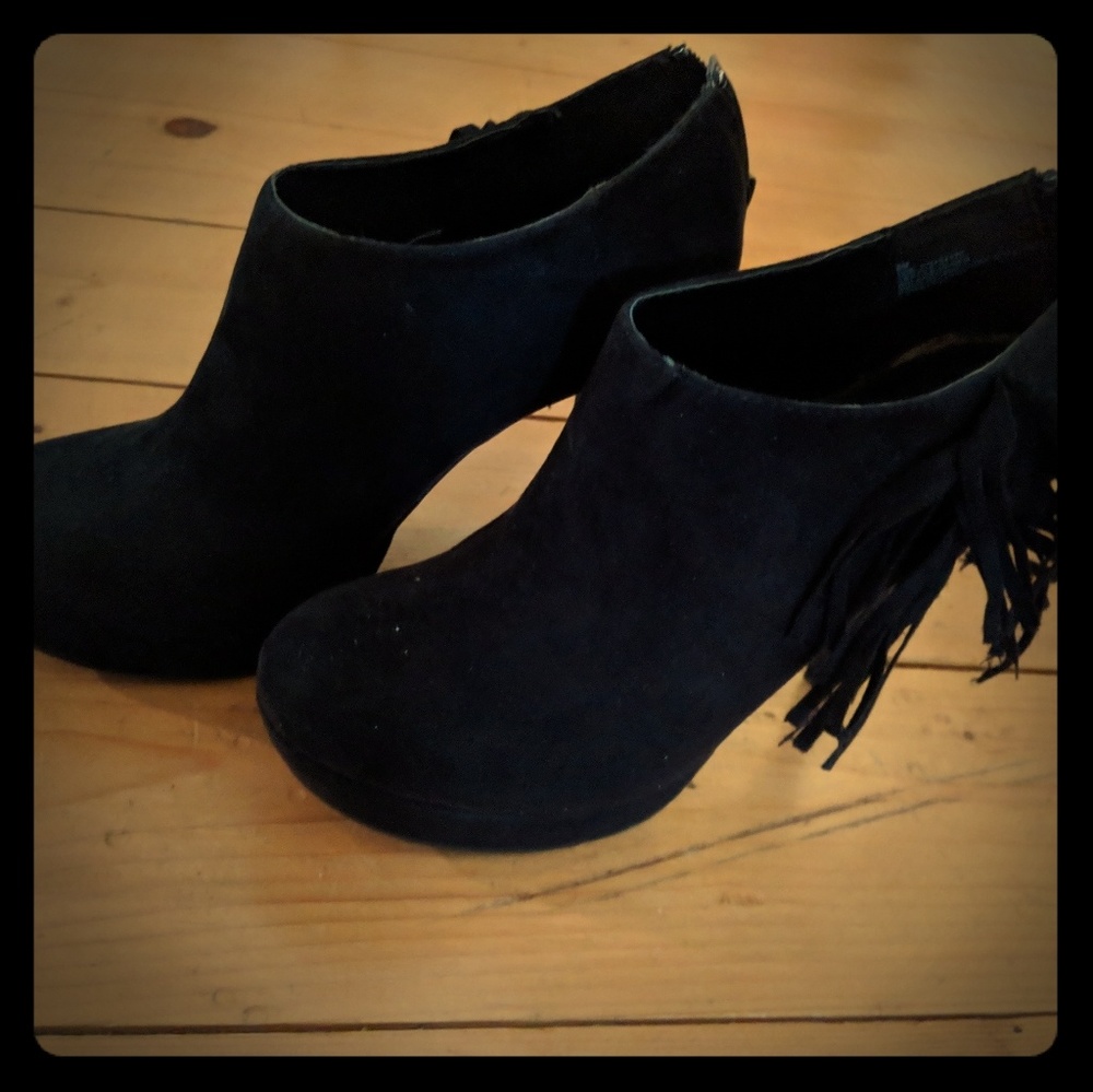 XOXO Ivie Boot size 8